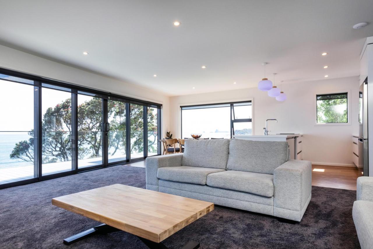Oakura Beach Front Apartments Kültér fotó