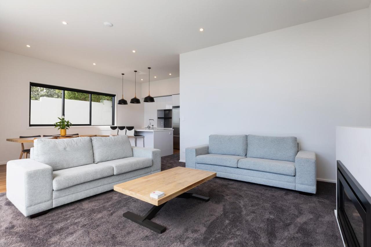 Oakura Beach Front Apartments Kültér fotó